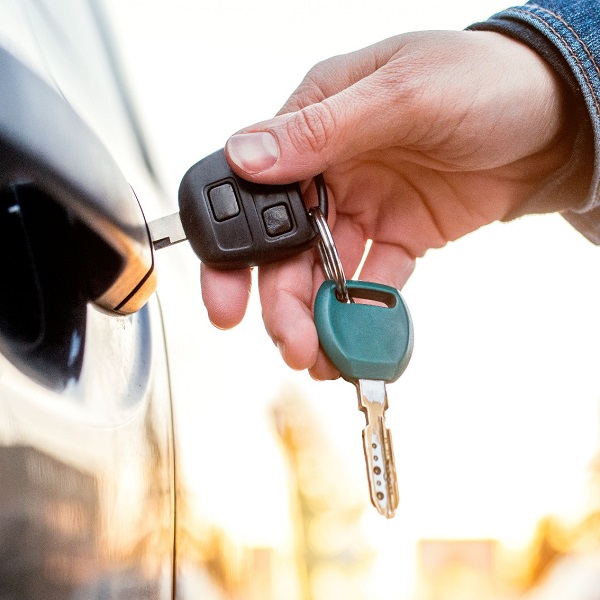 Kaip pasirinkti tinkamą ilgalaikės automobilių nuomos kompaniją?